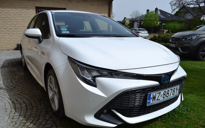 Toyota Corolla cena 74899 przebieg: 128400, rok produkcji 2020 z Strzelno małe 106
